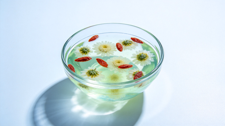 Latest company Cases about Dendrobium Chrysanthemum Jelly Dessert: A Modern Take on Herbal Wellness